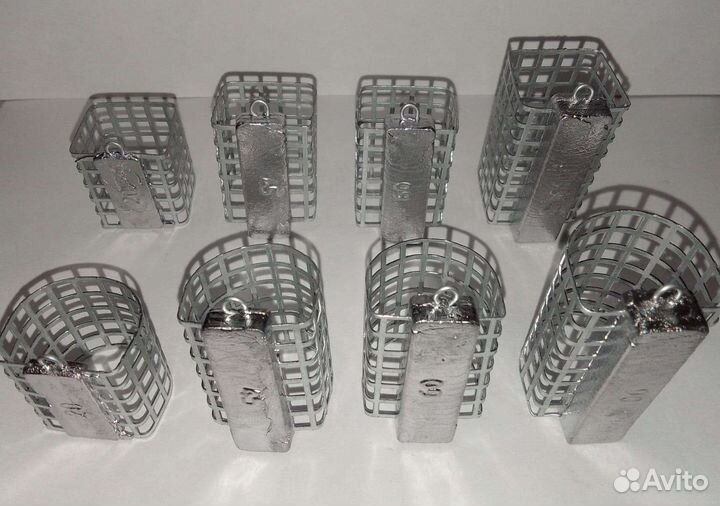 Кормушка фидерная