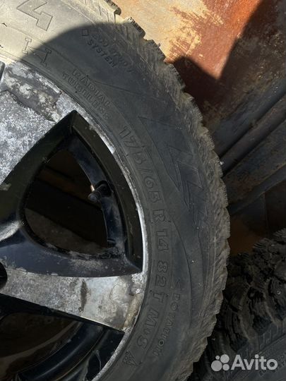 Комплект зимних колес r14