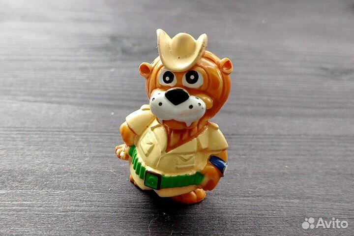 Игрушки из киндера 90х