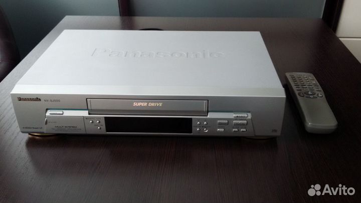 Видеомагнитофон Panasonic NV-SJ500EU