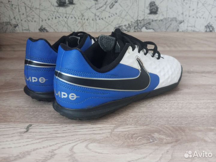 Nike JR legend 8 club TF