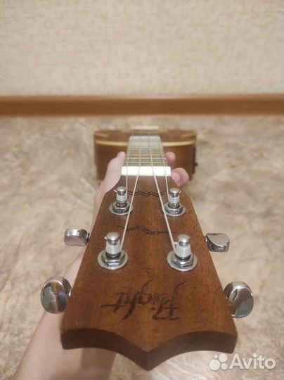 Укулеле концерт Flight / DUC323 EQ MAH