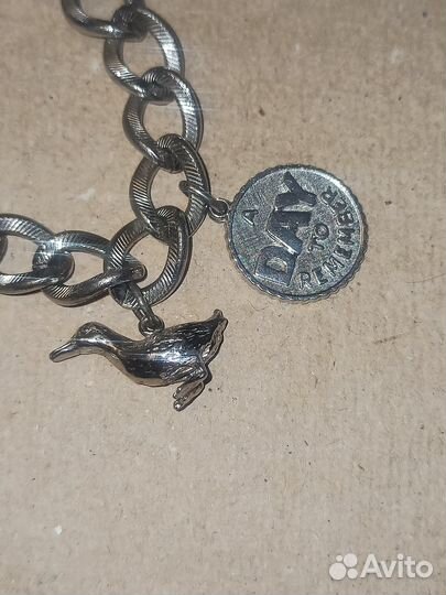 Браслет Monet с подвесками