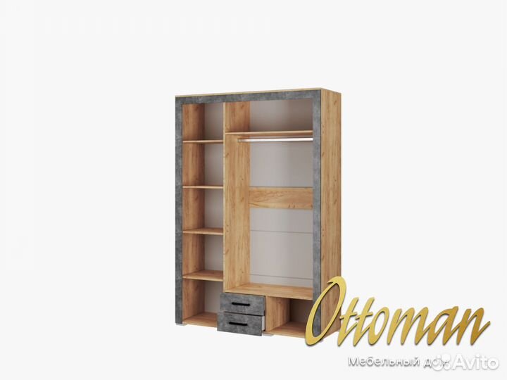 Шкаф трехстворчатый