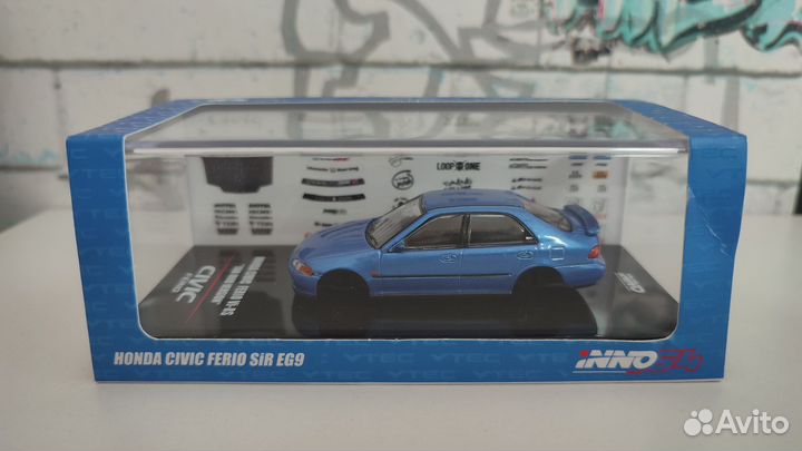 Inno64 1/64 Honda Civic Ferio SiR EG9