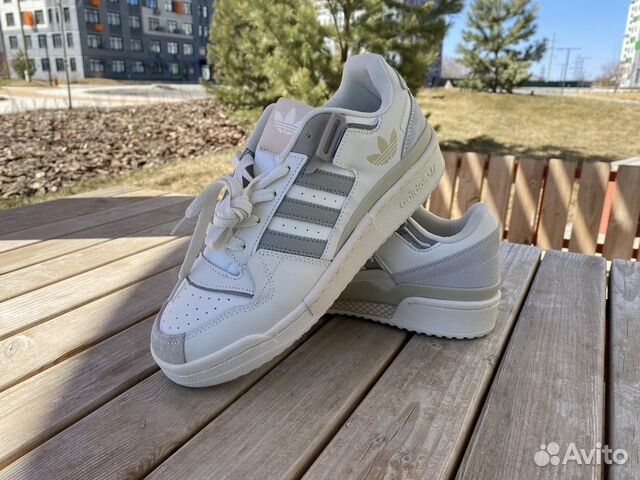 Adidas forum low