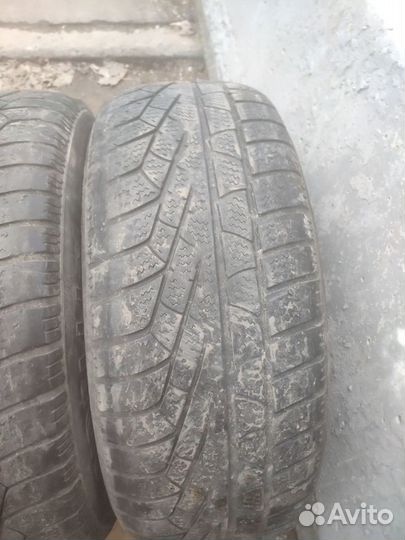 Pirelli Ice Zero 205/55 R16 94H