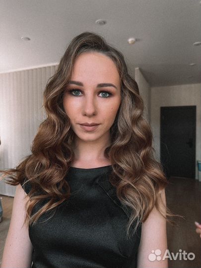 Модель визажист макияж укладки прически