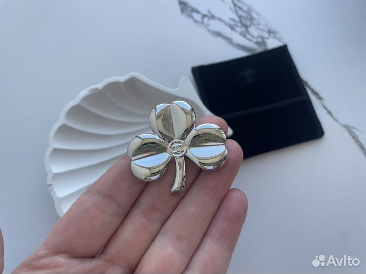 Брошь клевер chanel vip gift