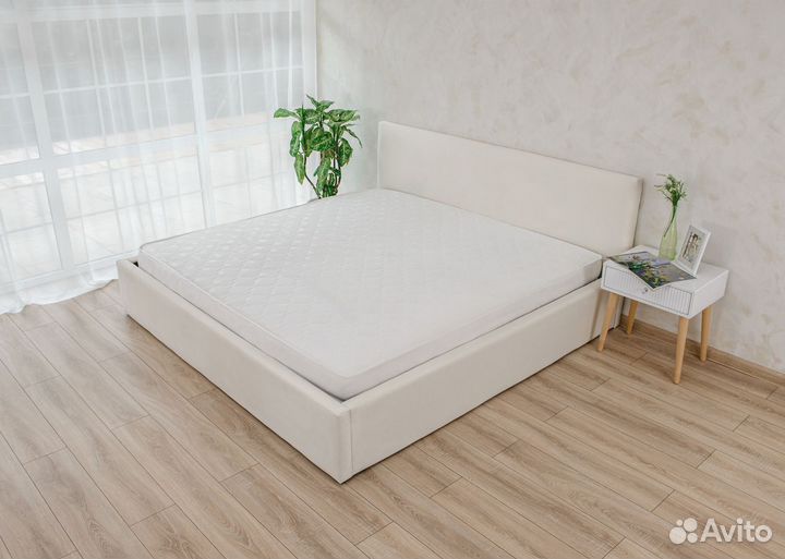 Кровать c мaтрaсом