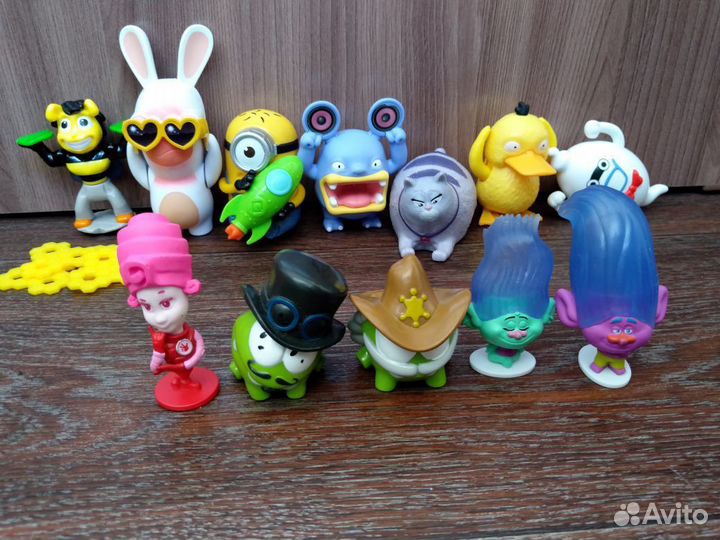 Большие игрушки из Киндер яйца