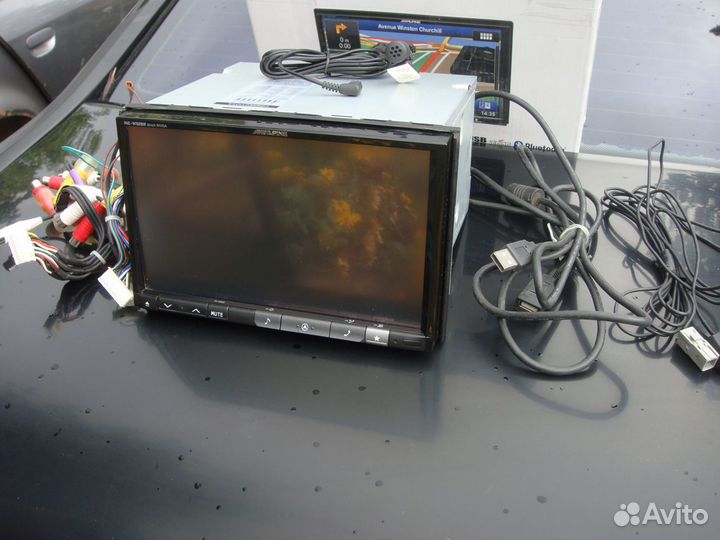 Alpine INE-W928R экран 8