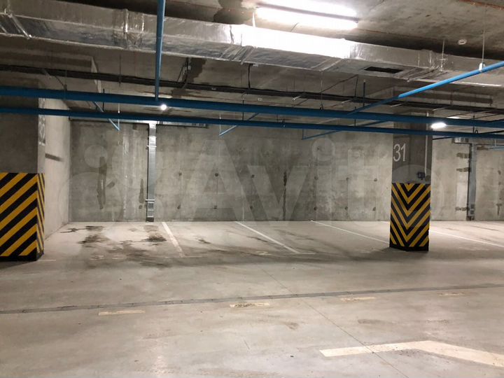 Машиноместо, 16 м²