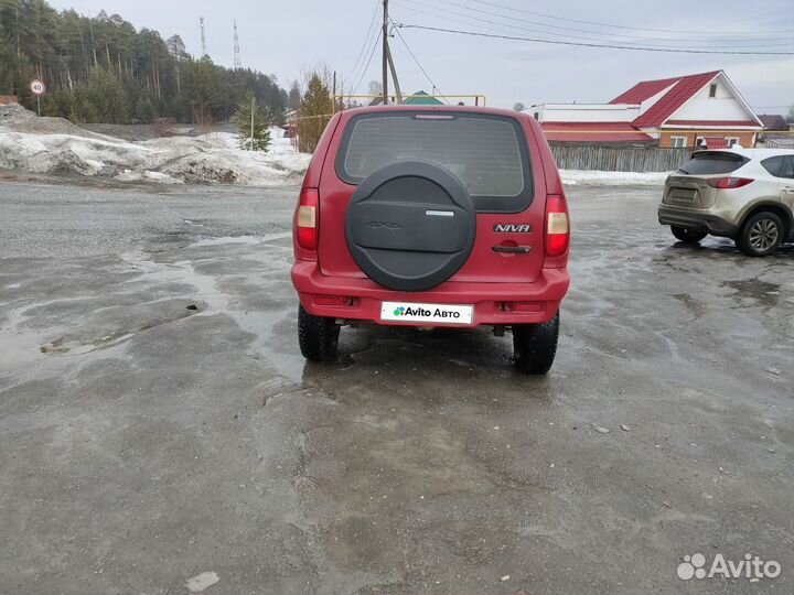 Chevrolet Niva 1.7 МТ, 2004, 215 000 км