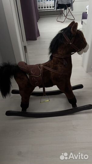 Детская качалка лошадь