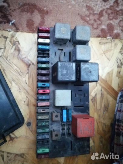 Блок предохранителей