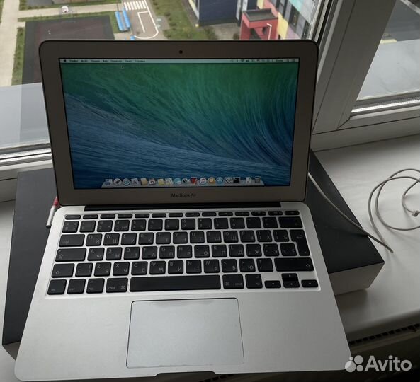 Apple macbook Air 11.6