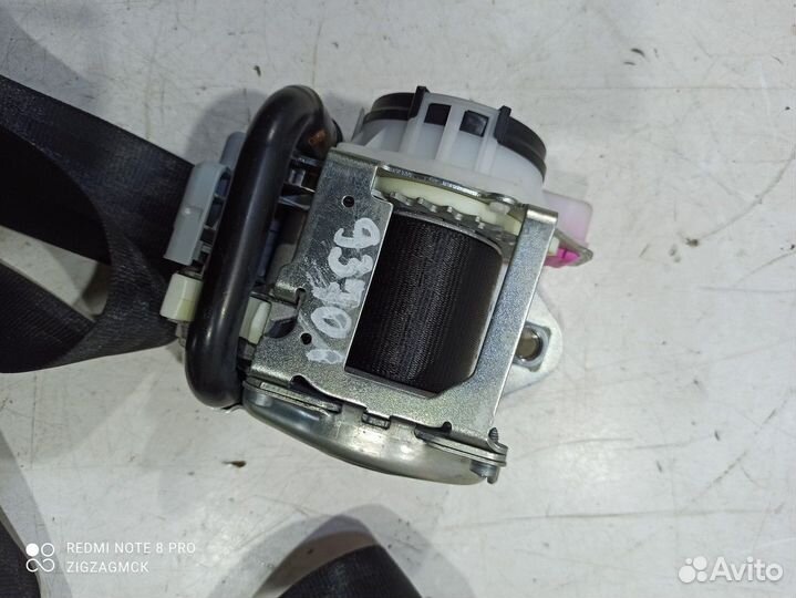 Ремень безопасности (передний правый) (Audi Q8)