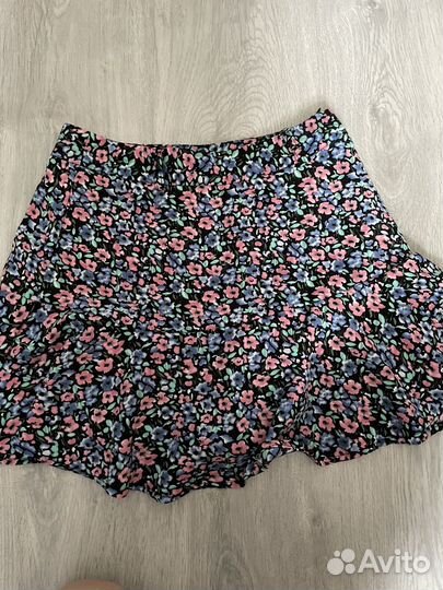 Женские шорты