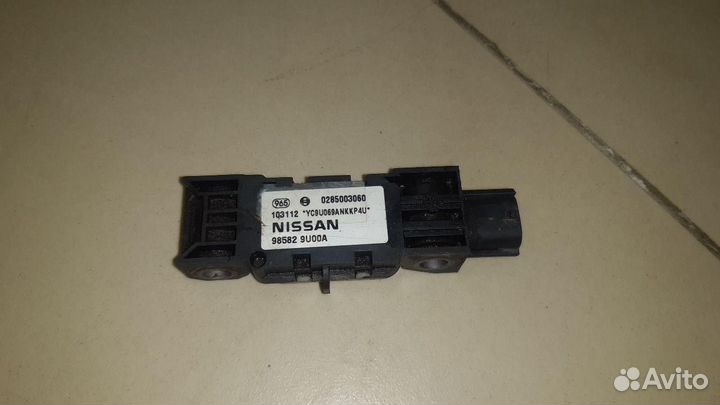 Датчик airbag Nissan Note