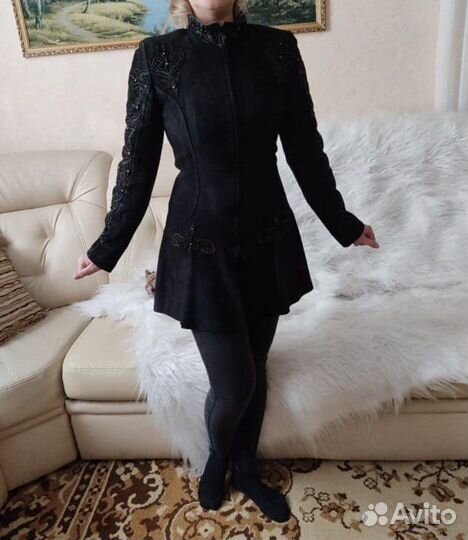 Замшевый плащ женский