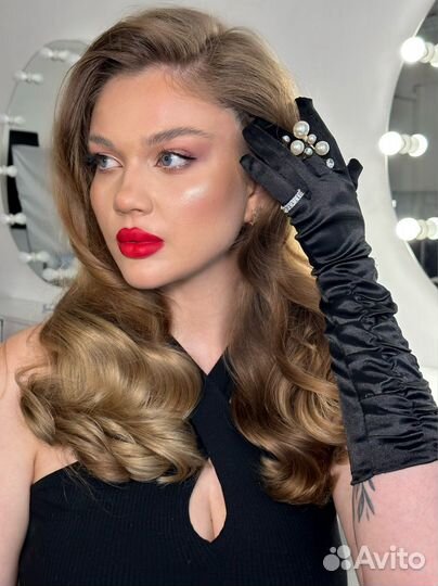 Модель для прически