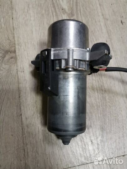 Насос усилитель тормозного привода Mercedes-Benz