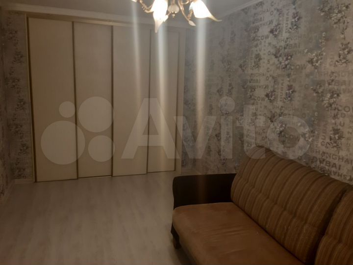 1-к. квартира, 40 м², 9/9 эт.