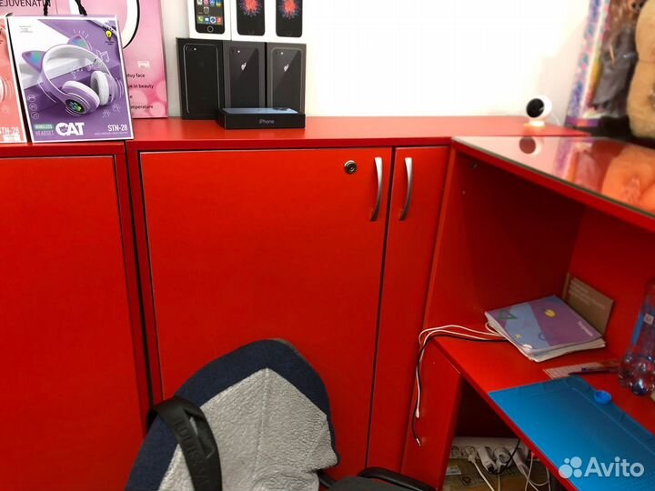 Стеллаж- витрина