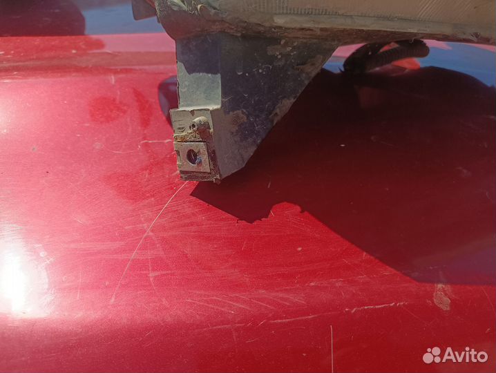 Правая фара Geely Emgrand EC7