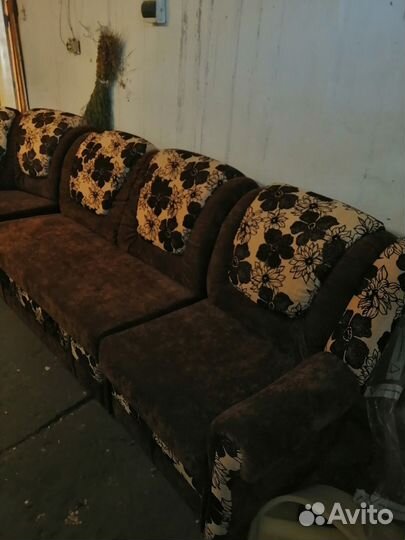 Угловой диван