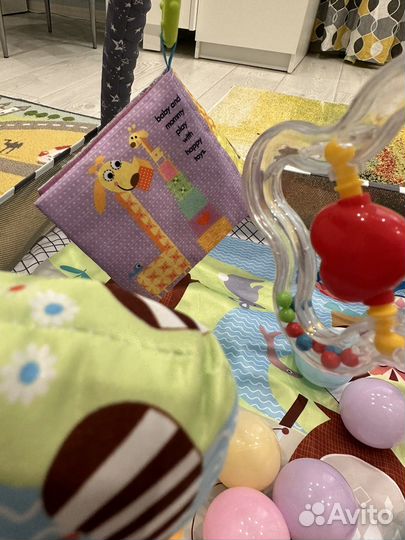 Развивающий коврик для малышей