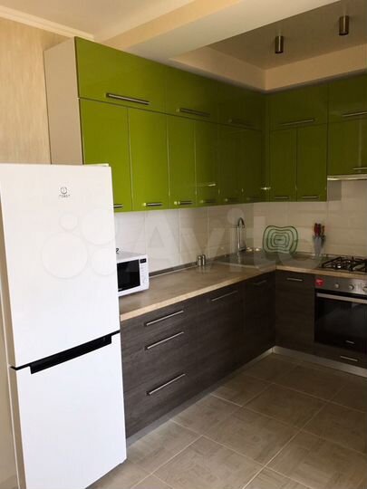 2-к. квартира, 75 м², 6/10 эт.