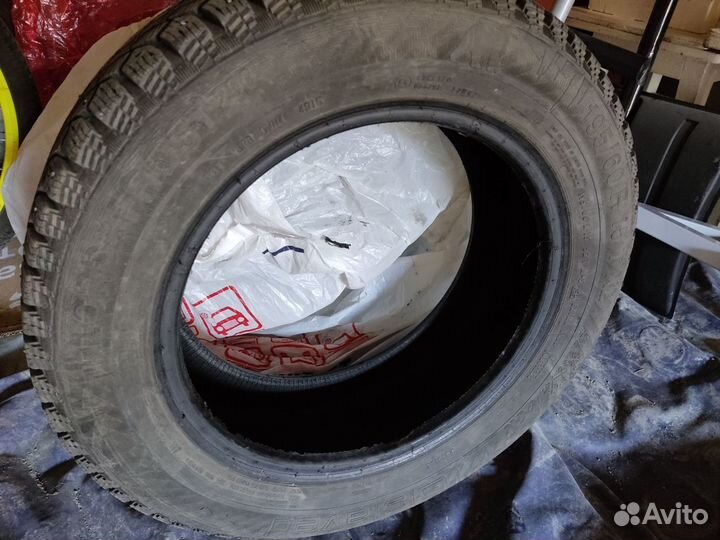 Gislaved Nord Frost 200 195/60 R15 92T