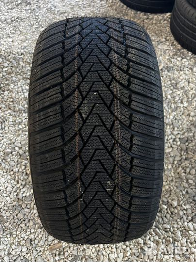 Arivo Winmaster ProX ARW5 315/35 R20 и 275/40 R20