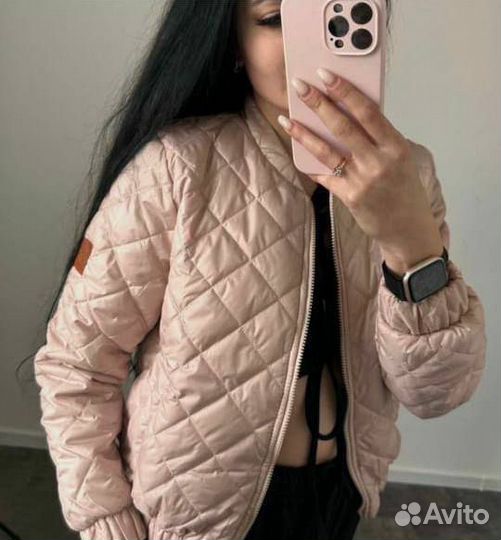 Куртка женская бежевая