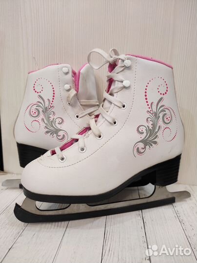 Коньки фигурные детские