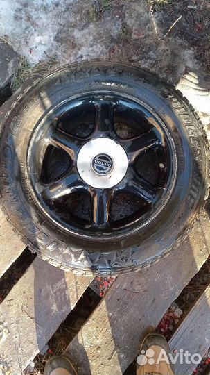 Комплект колес 195/65/15 Bridgestone ice cruiser