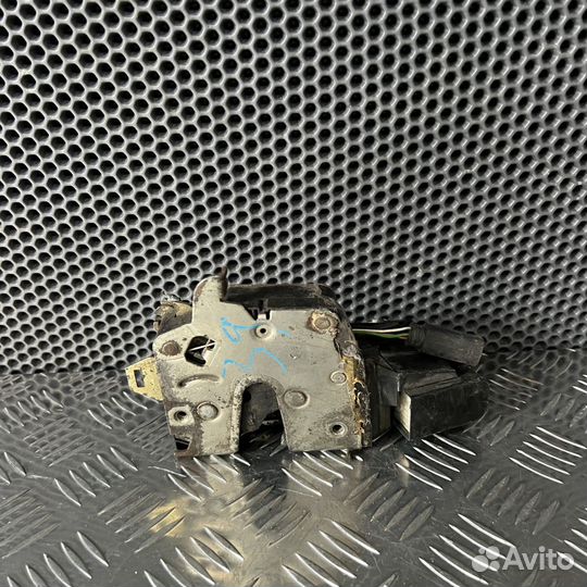 Замок двери BMW 5 серия