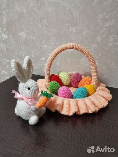 Вязаная игрушка к пасхе ручной работы