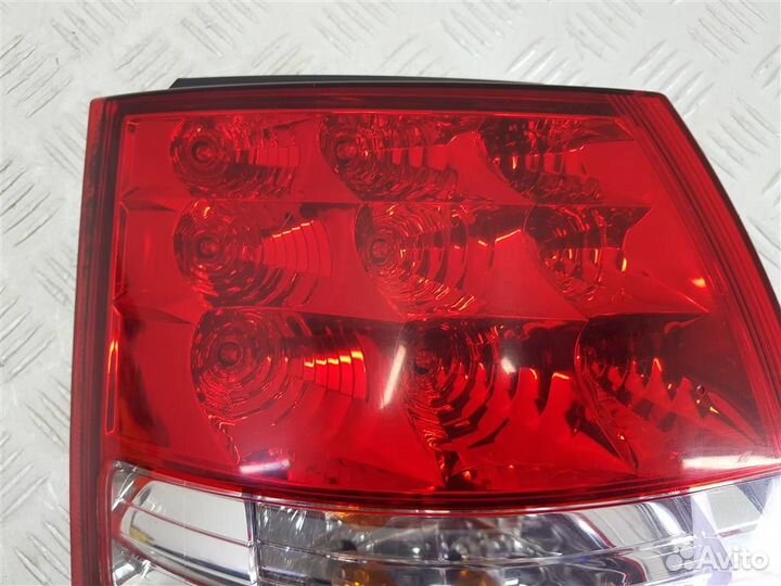 Фонарь задний левый Peugeot 4007