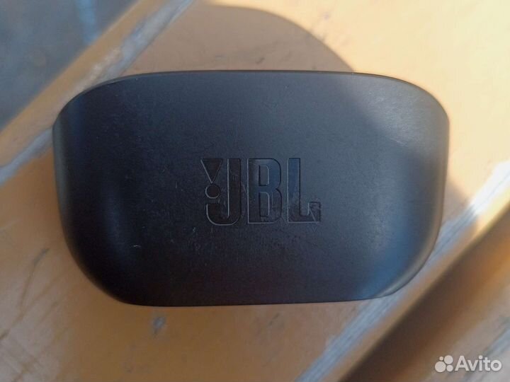 Беспроводные Наушники JBL.б/у