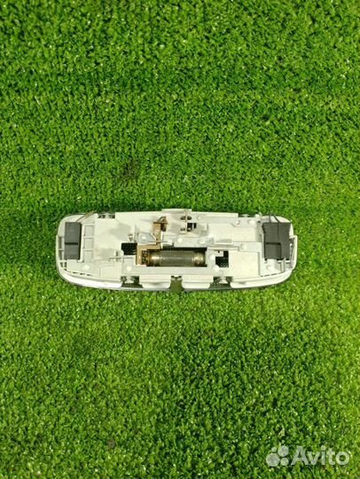 Плафон подсветки салона Ford Fusion хэтчбэк 1.4