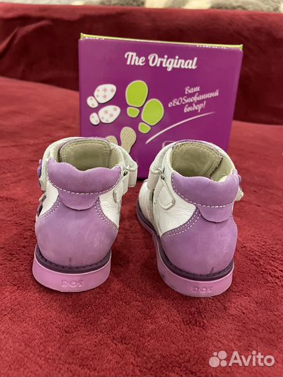 Туфли для девочки 22размер
