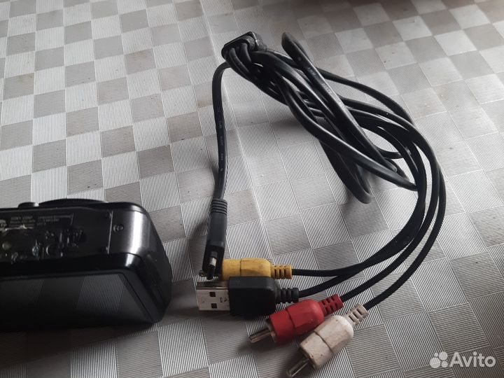 Фотоаппарат soni Dsc H70