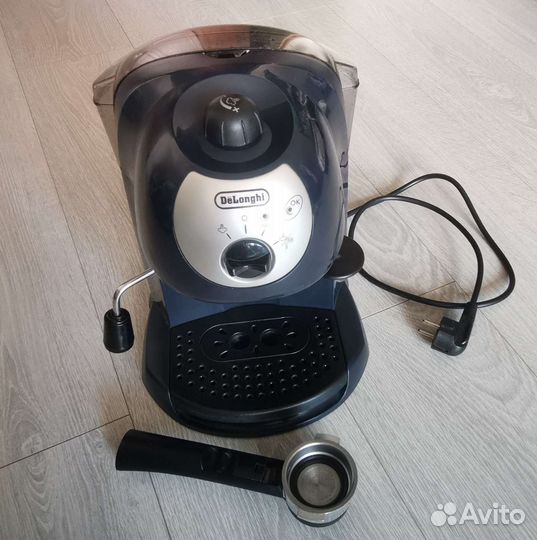 Кофеварка delonghi