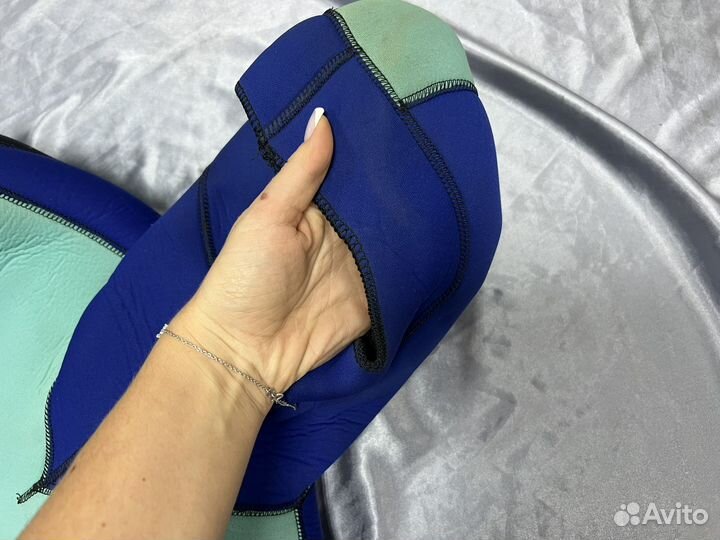 Гидрокостюм женский сухой 5 7мм