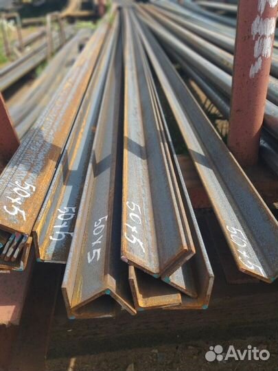 Уголок металлический