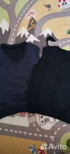 Жилет для мальчика р. 122