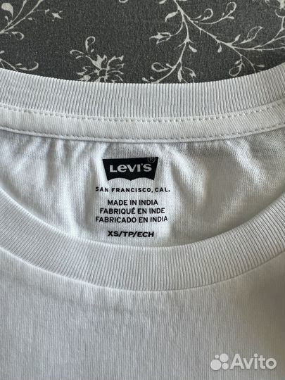 Футболка levis женская